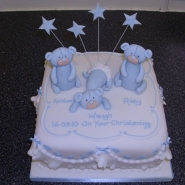 3_bears_blue_cake.jpg